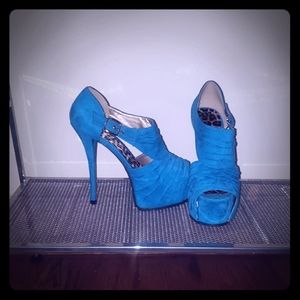 Turquoise Body Central Heels
